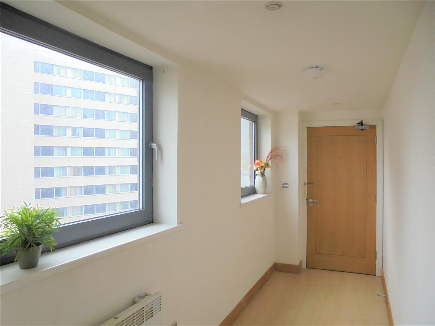 2 bed property in Blue, Leeds